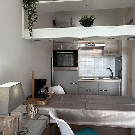 Berolina 119 - Alte Liebe Apartament *